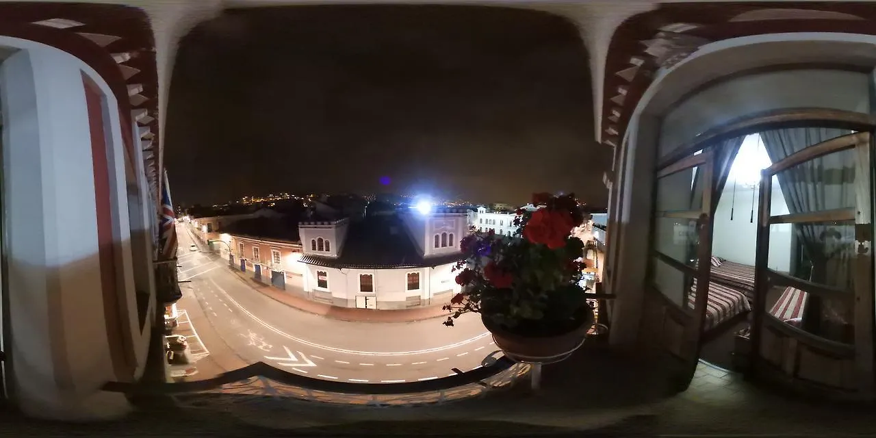 ****  Hotel Plaza Del Teatro キト エクアドル